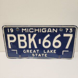 Vtg 1973 Michigan Blue And White License Plate PBK-667